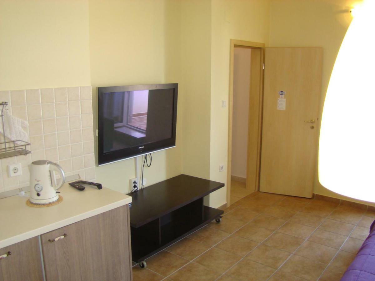 Apartments Ada Tucepi Luaran gambar