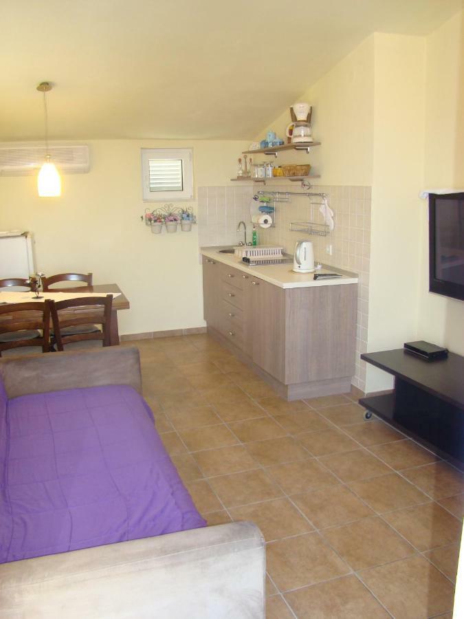 Apartments Ada Tucepi Luaran gambar