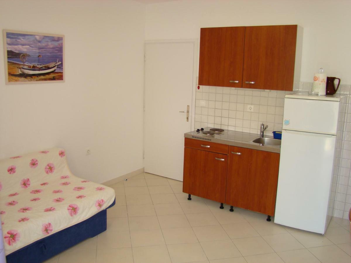 Apartments Ada Tucepi Luaran gambar